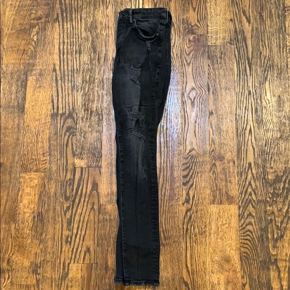 H&M ripped jeans - Picture 2 of 4